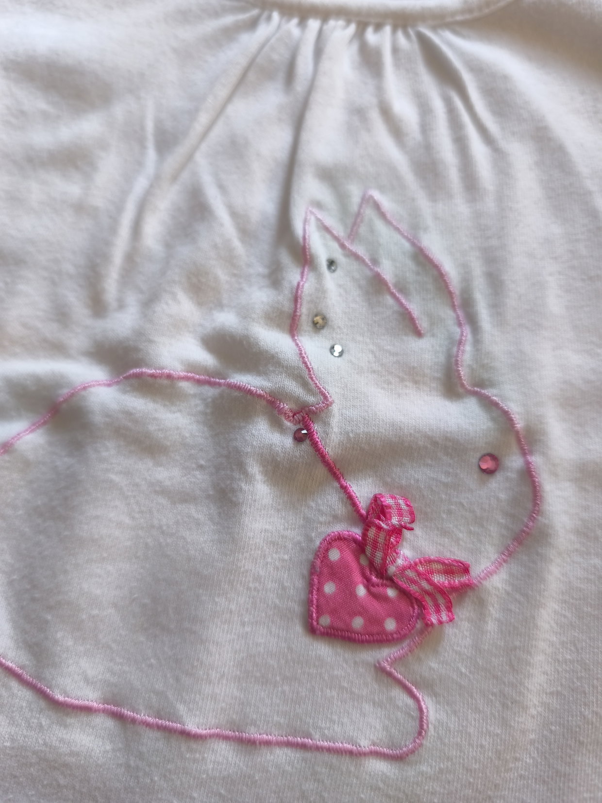 Pullover weiß mit rosa Hase 