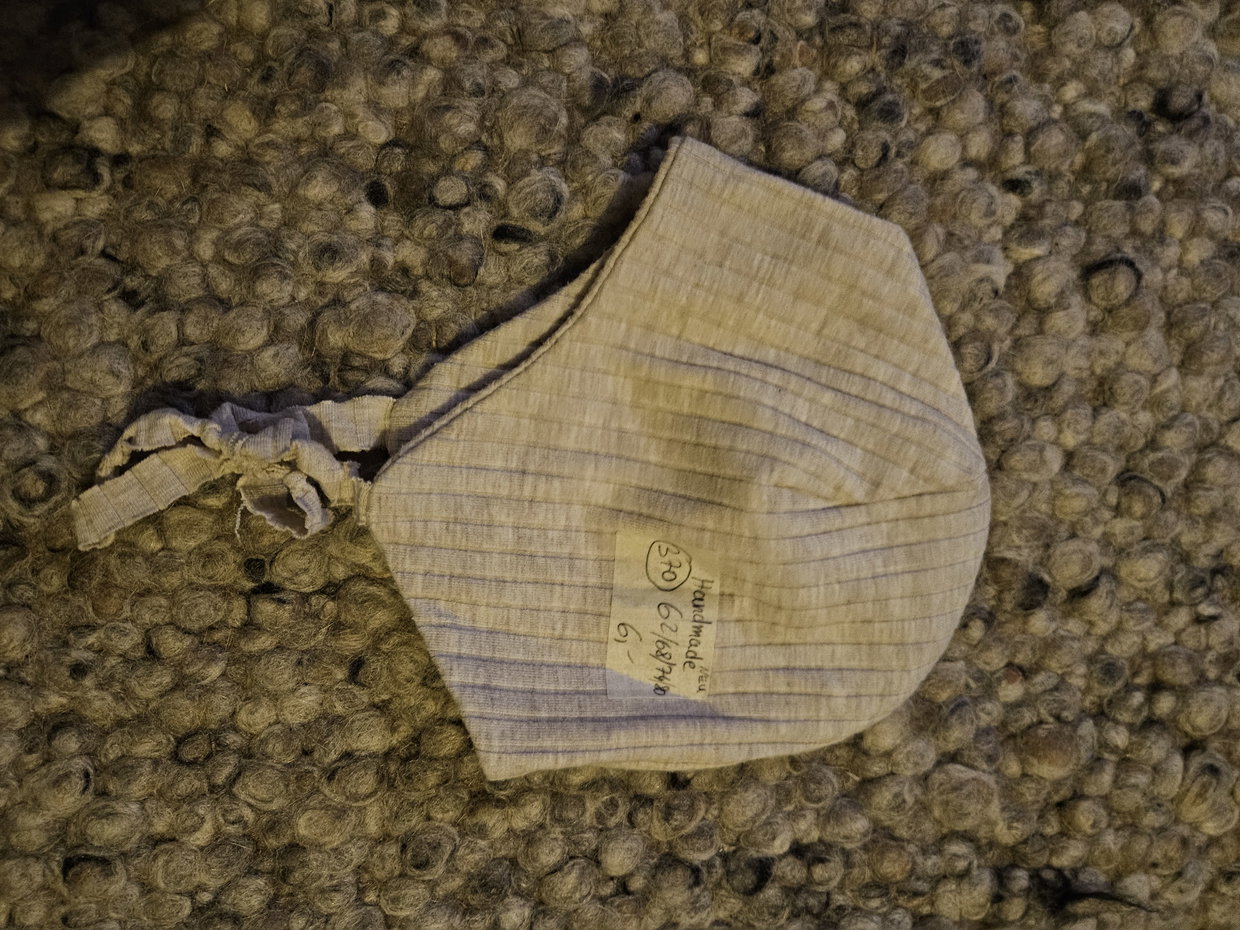 Handmade Mütze beige breitripp 62/68/74  neu