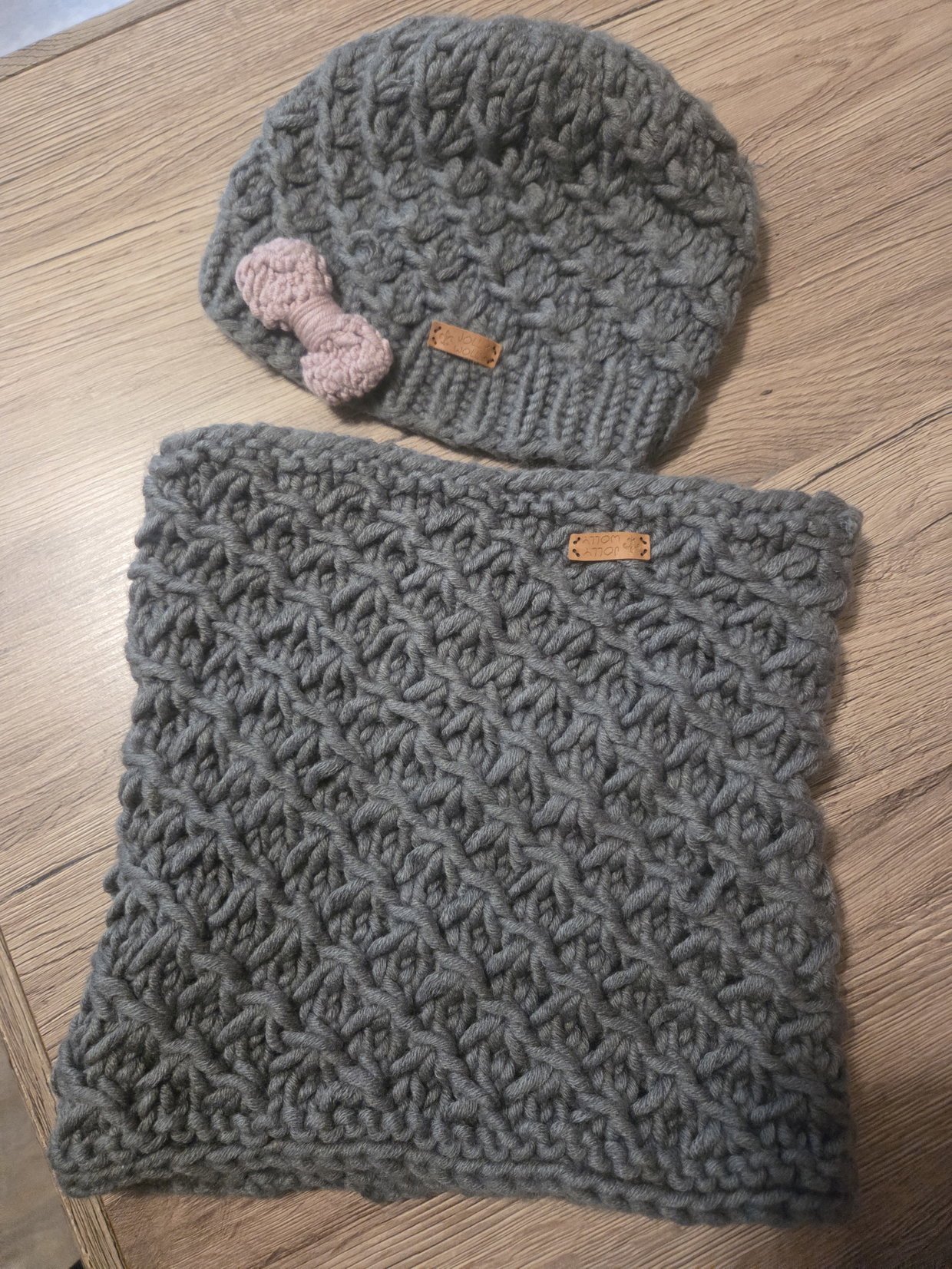 Jolly Wolly Mütze mit Loop Gr.62/68