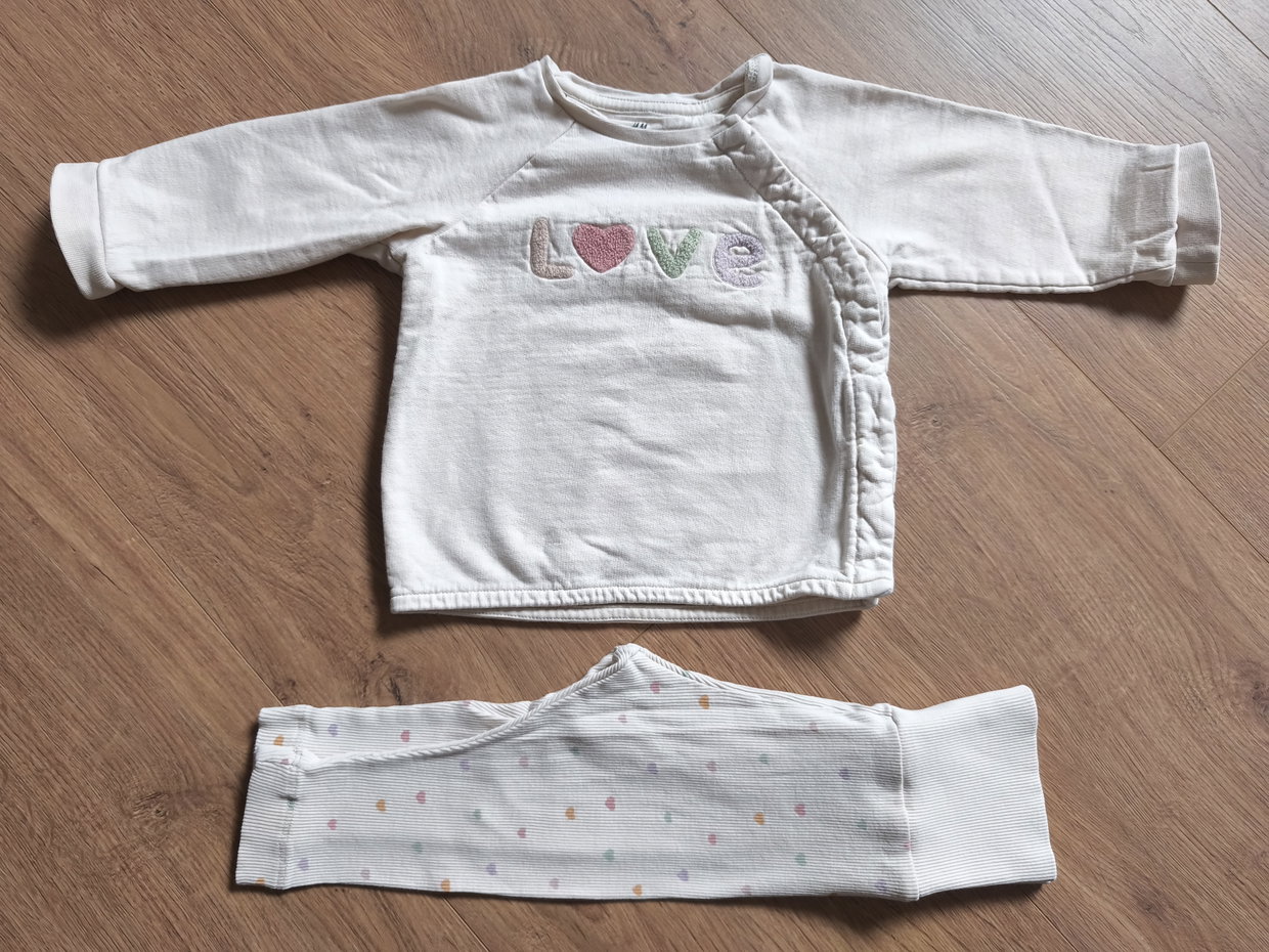 Set Pullover und leggings 