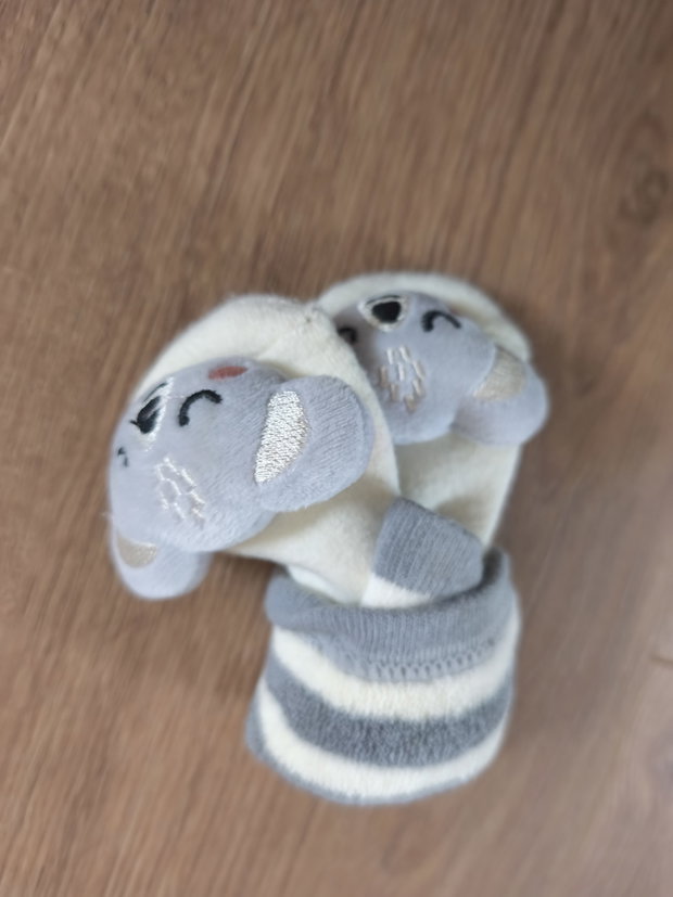 Rassel Socken neu 