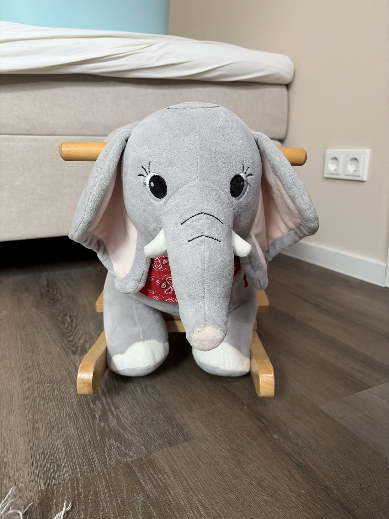 Schaukel Elefant