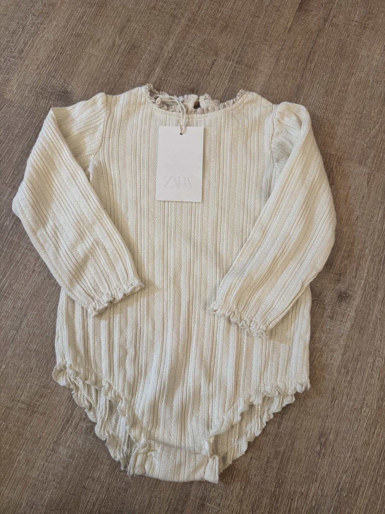 Body von Zara Neu Gr. 86