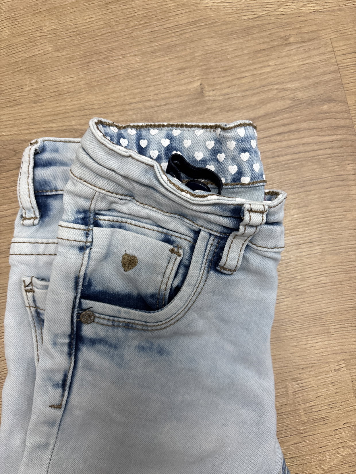 Jeans hell