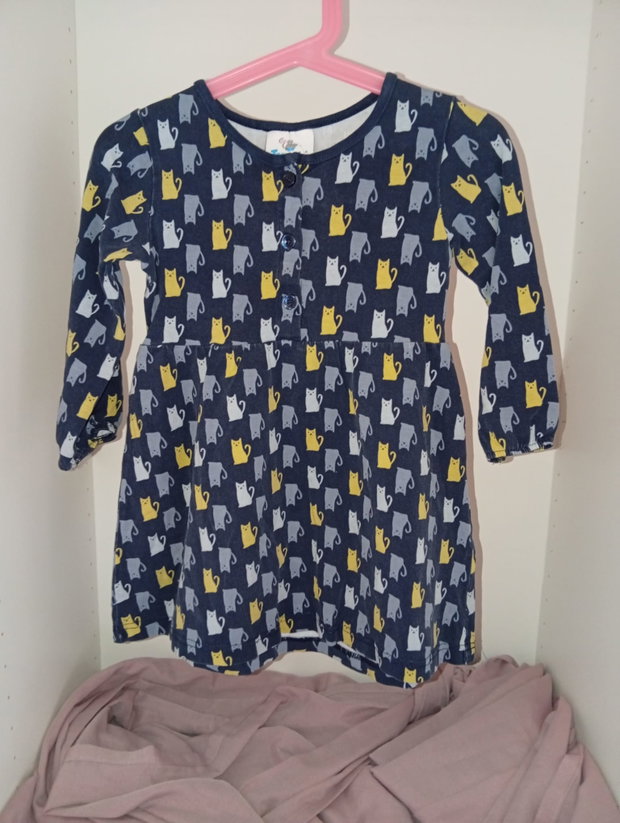 Kleid mit Katzenprint 🐱💕