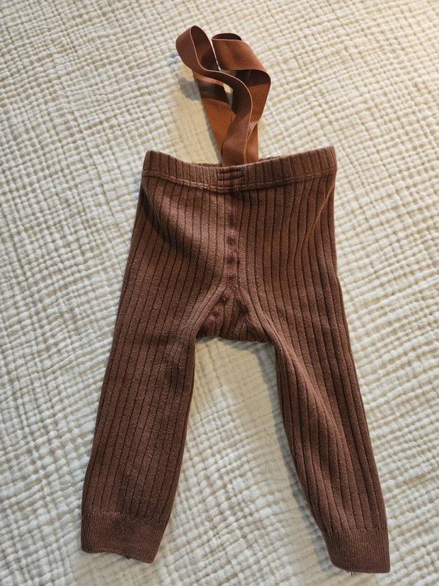 Grippte Latzhose