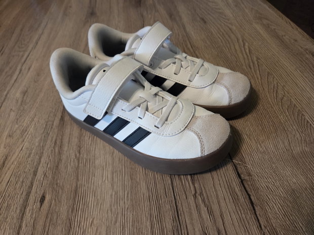 Adidas Schuhe Gr.35