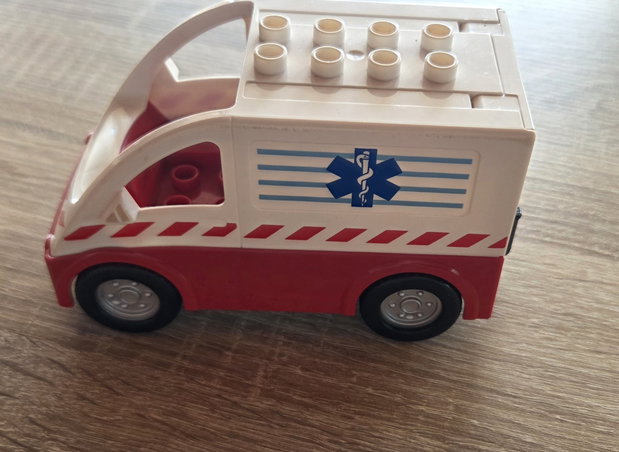 Lego Duplo Krankenwagen
