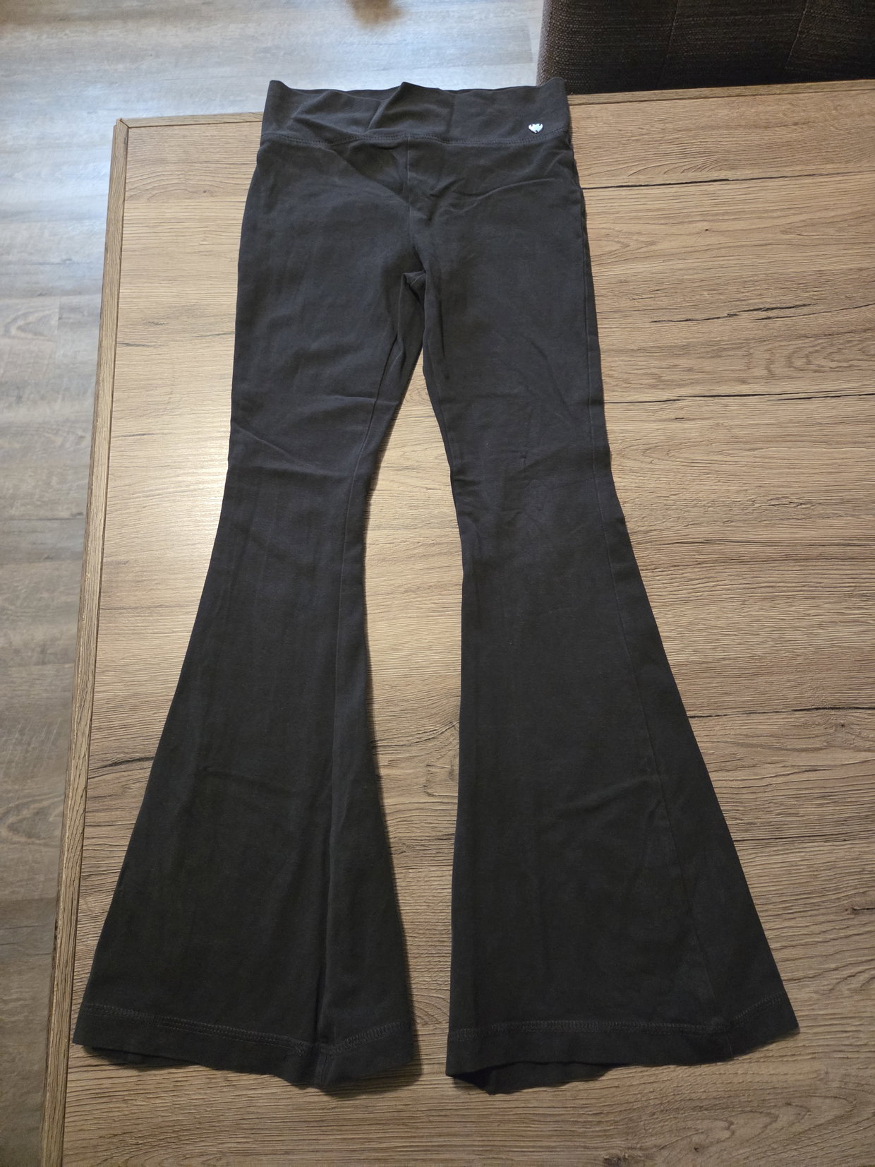 Zara Schlaghose Gr.140