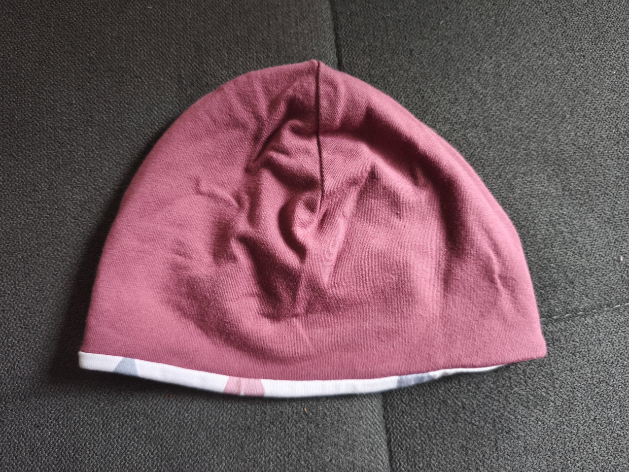 Wende Beanie Herzen 