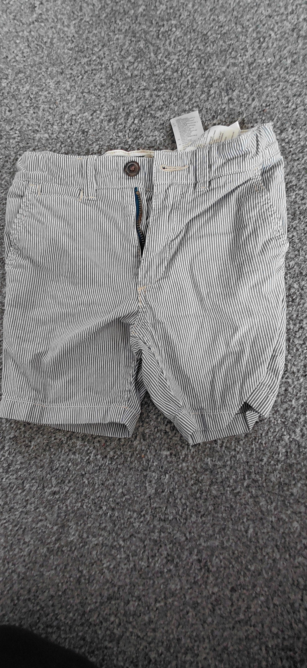 Gestreifte Shorts