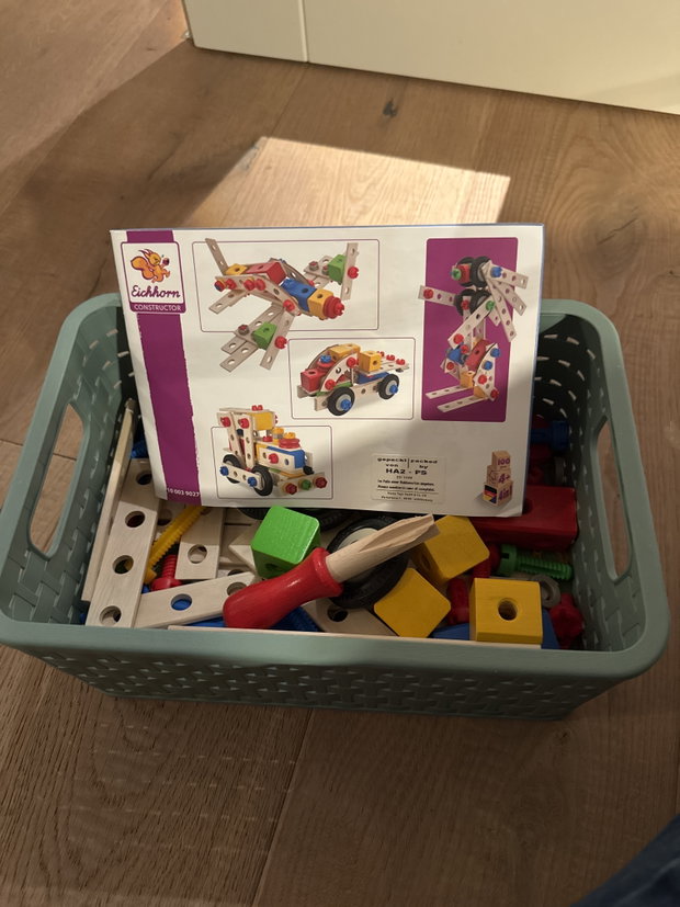 Eichhorn Constructor