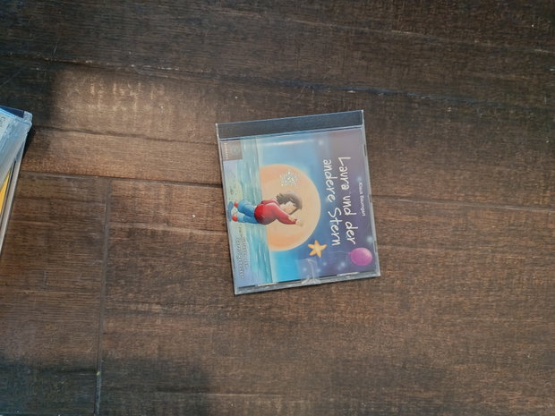 CD Laura Stern 