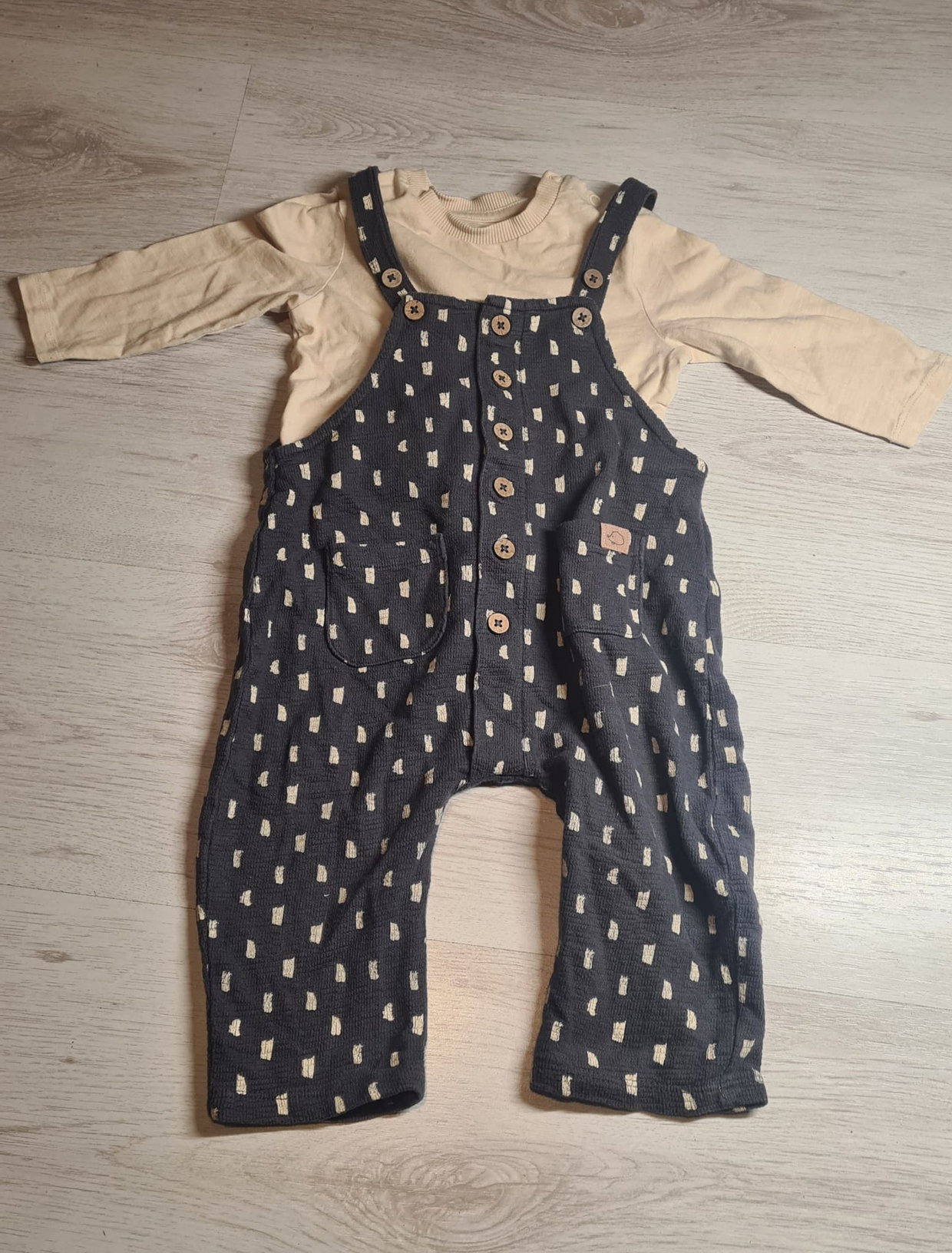 Latzhose&Pullover Set