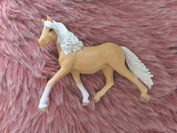 Schleich Pferd hell braun 