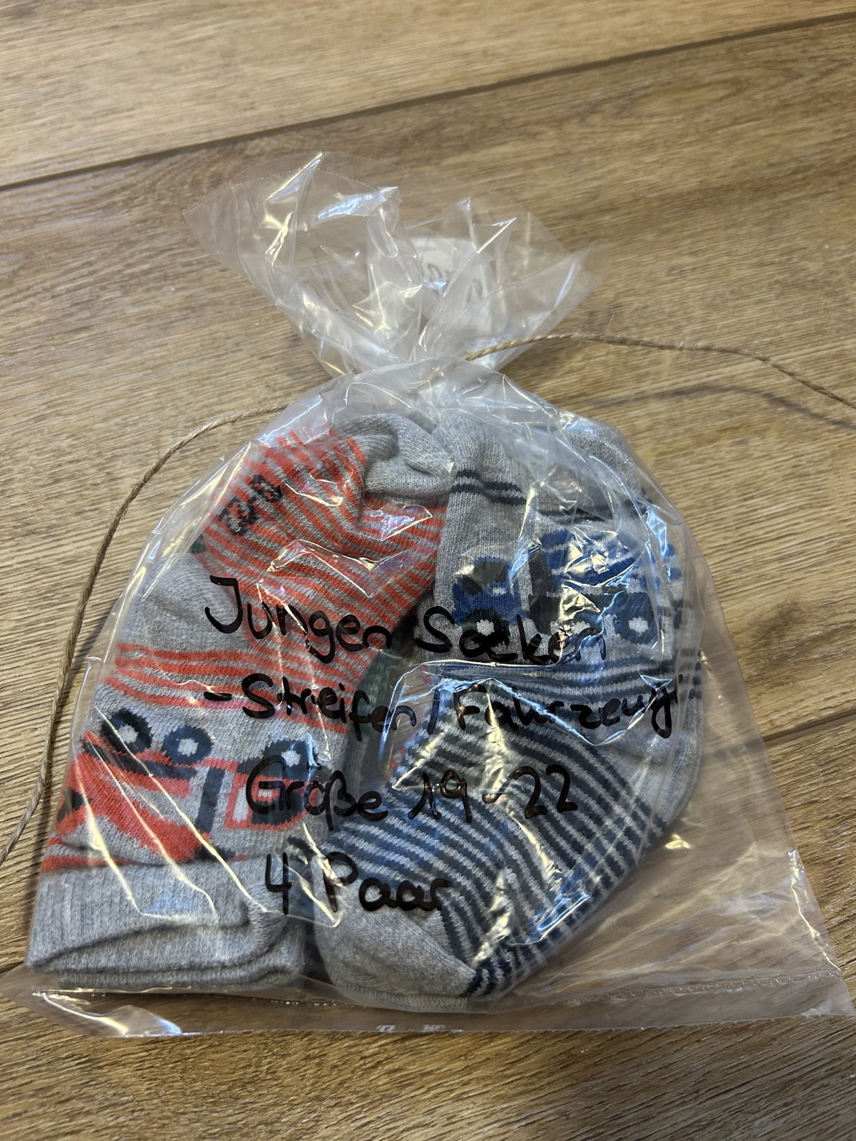 Socken streifen Fahrzeuge Größe 19-22 4 Paar